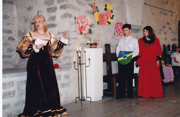 Rüütliturniir Valge kinnas Narva linnuses. 1998.a.