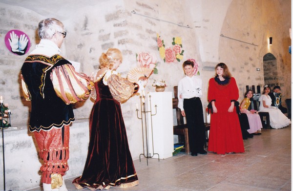 Rüütliturniir Valge kinnas Narva linnuses. 1998.a.