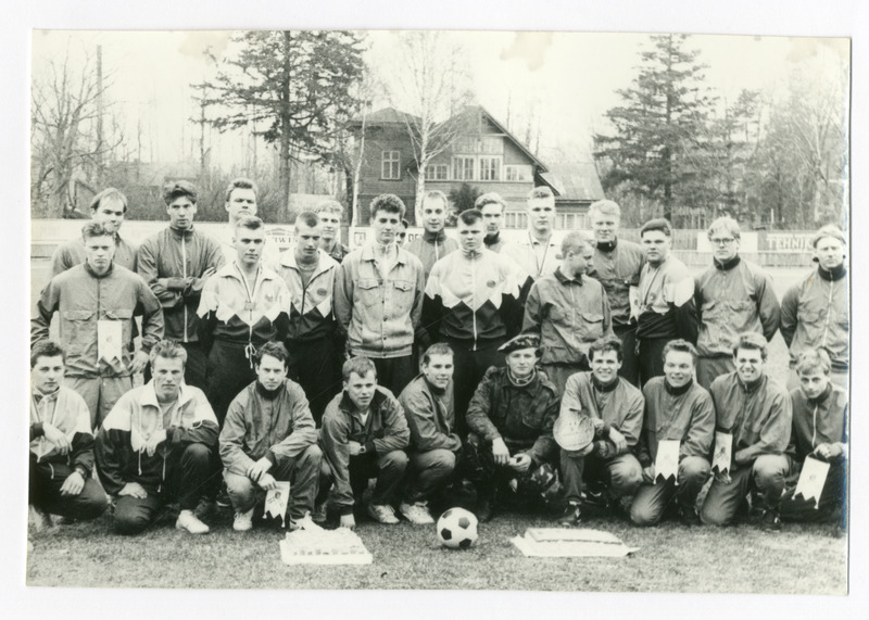 Foto. Jalaväekompanii jalgpallikoondis