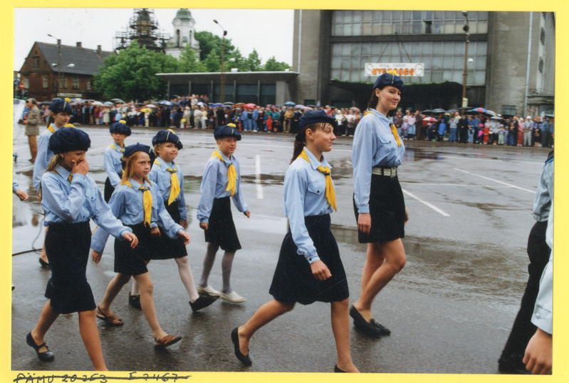 Foto. Võidupüha 1995