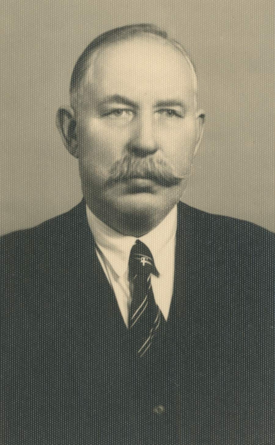 Foto, Enge vallakirjutaja A. Martinson-Marand.