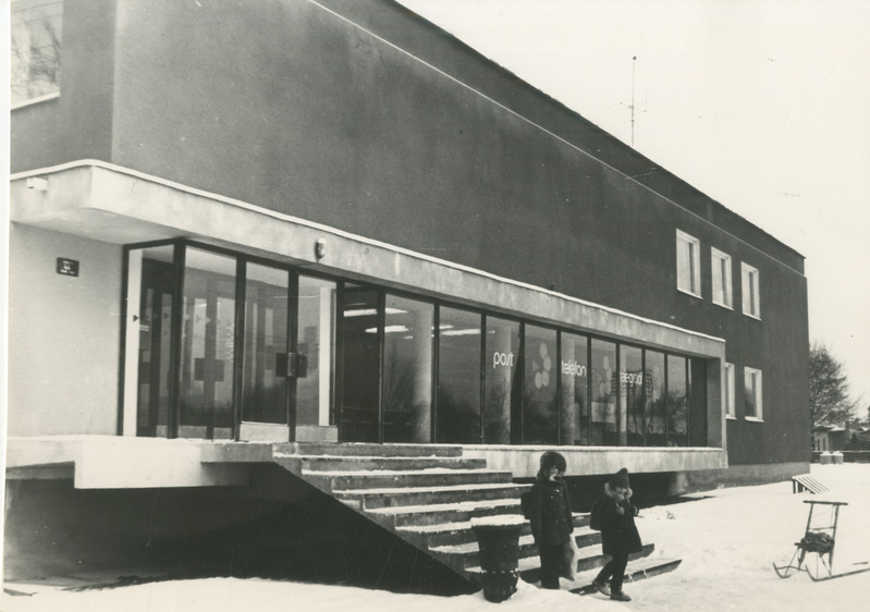 Foto. Kilingi-Nõmme uus sidehoone, ehitatud 1974.a.