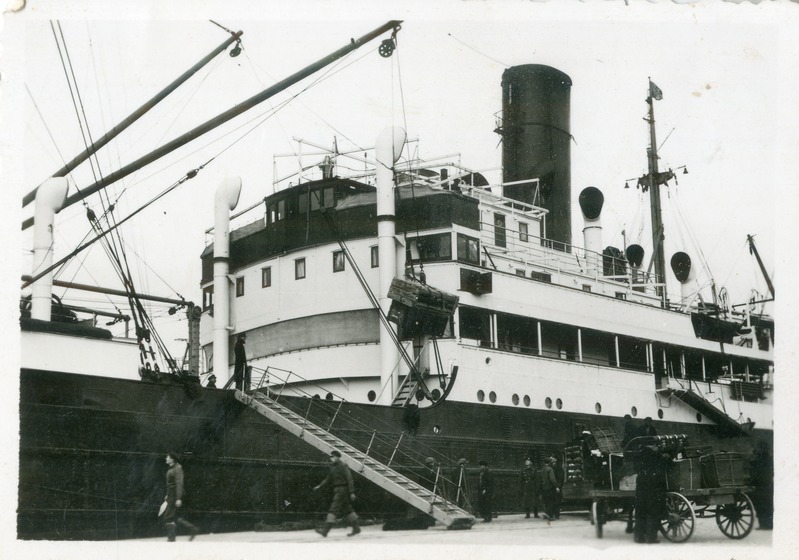 Foto. Kraami laadimine laev Orotovale. 1939.