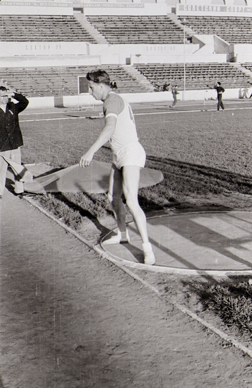 Fotonegatiiv, võistlused