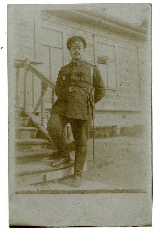 Foto albumis. Leonhard Kaal  ilmasõjas