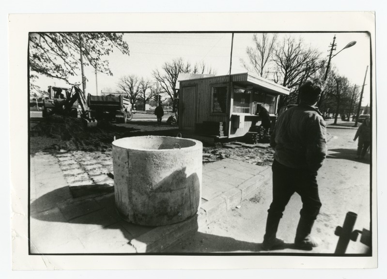 Foto.Endised taksopeatuse kioskid Malmö ja Ringi tn nurgal.