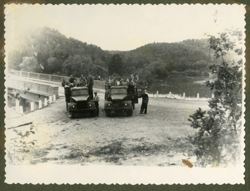 Foto albumist. Teel Riiga I.