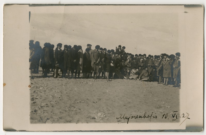 Foto. Kooliekskursioon Lätis 1927. aastal