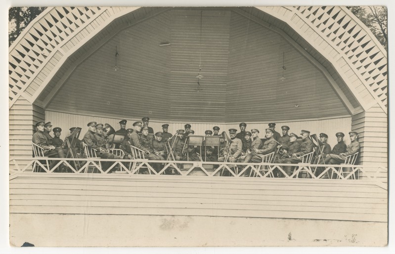 Foto. 3. diviissi orkester Kuressaares