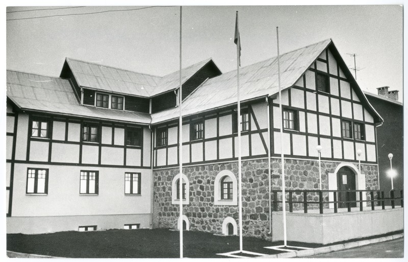 Foto. Valge Hotell Häädemeestel