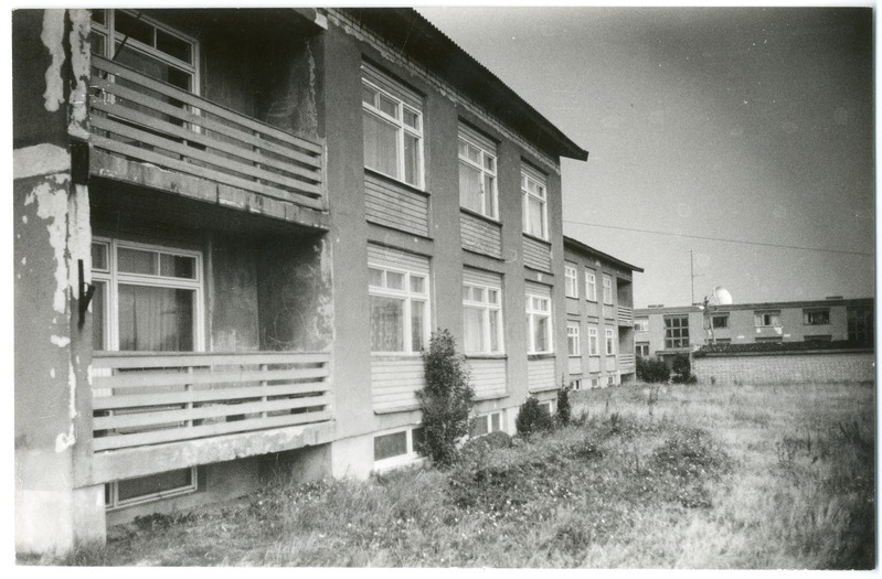 Foto. Korterelamud Vahenurmes