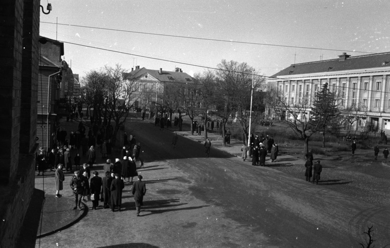 Negatiiv. Endla teatri varemete õhkimine