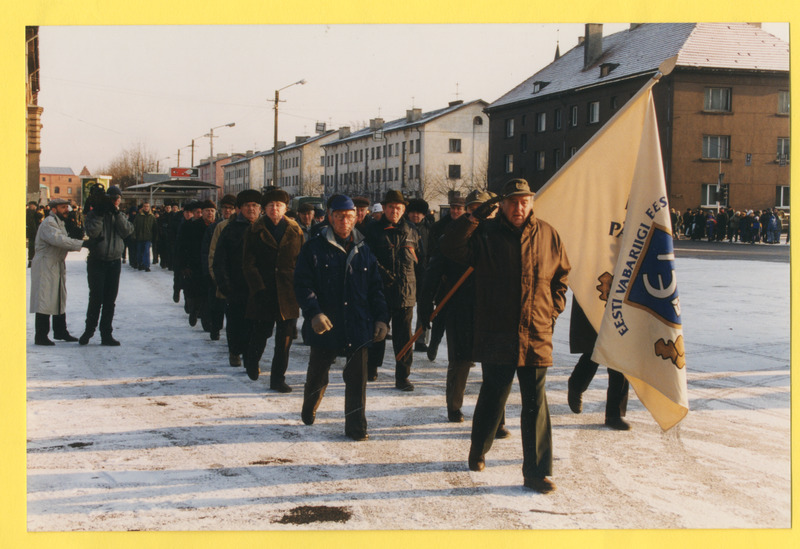 Foto albumis. Vabariigi aastapäeva paraad