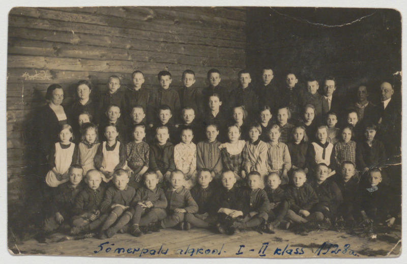 Sõmerpalu algkooli 1. ja 2. klass 1928. aastal