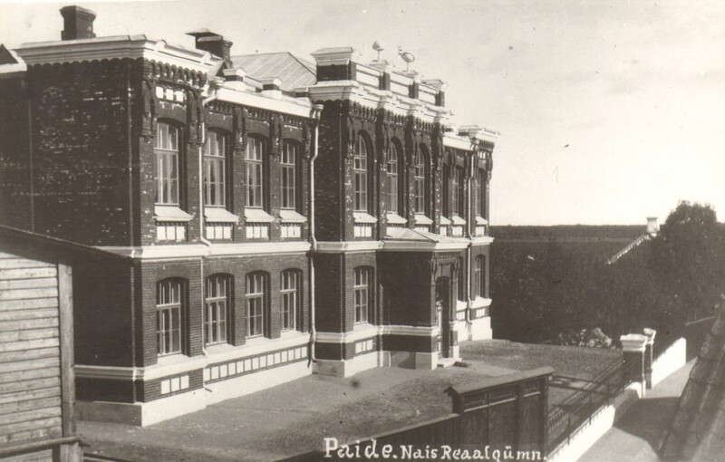 fotokoopia, Paide Naisgümnaasium Posti tänaval 20.saj. alguses