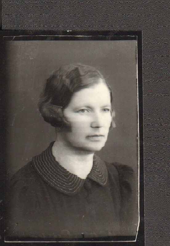 klaasnegatiiv, Paide Ühisgümnaasiumi õpetaja Olga Puskar 1937.a.
