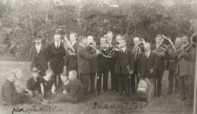 foto, puhkpilliorkester esinemas Karjakülas