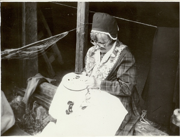foto, Ellen Elmre 1990.a.