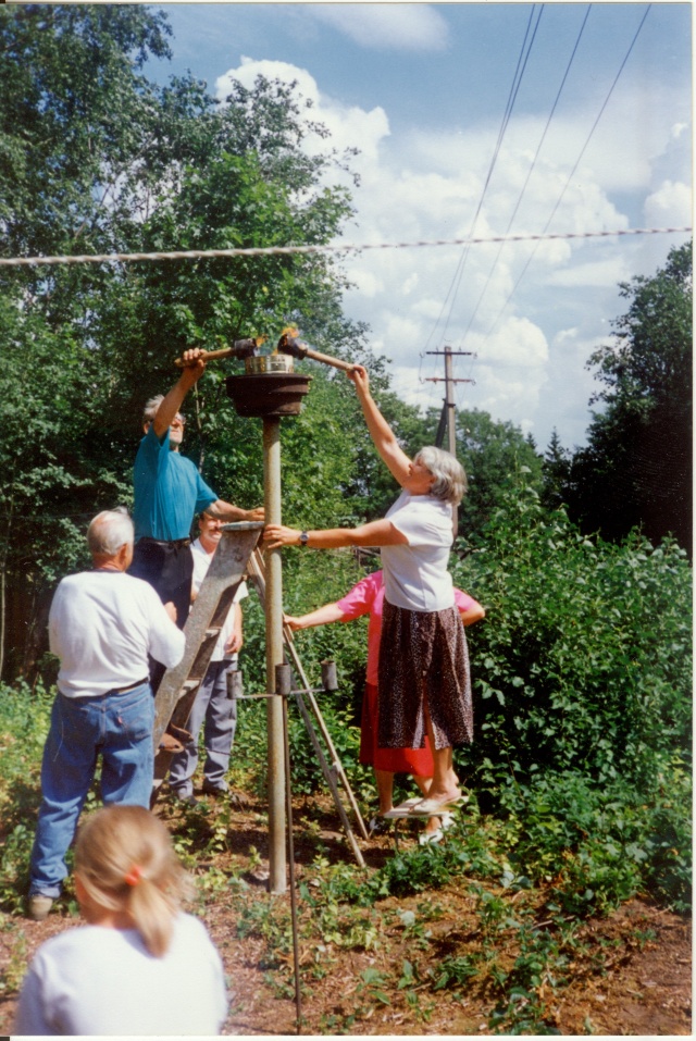 värvifoto Koeru valla Vahuküla küla kokkutulek 1994