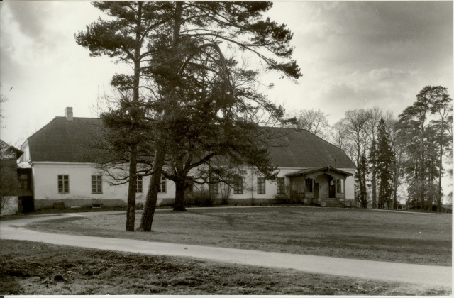 foto Käravete mõisahoone 1986