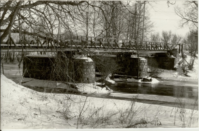 foto sild üle jõe Türi 1986
