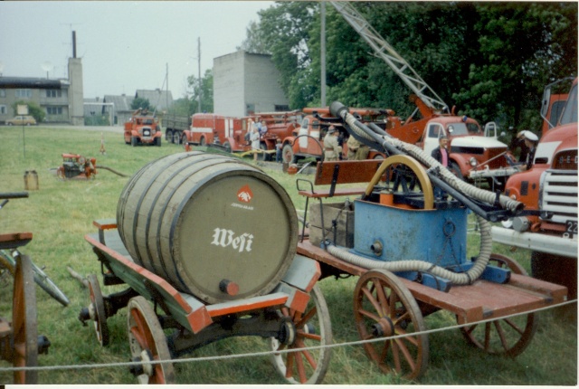 värvifoto Imavere valla päevad 1995