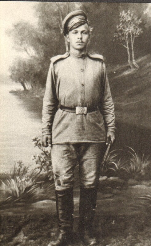fotokoopia sõdurimundris noormees Särevere 1917