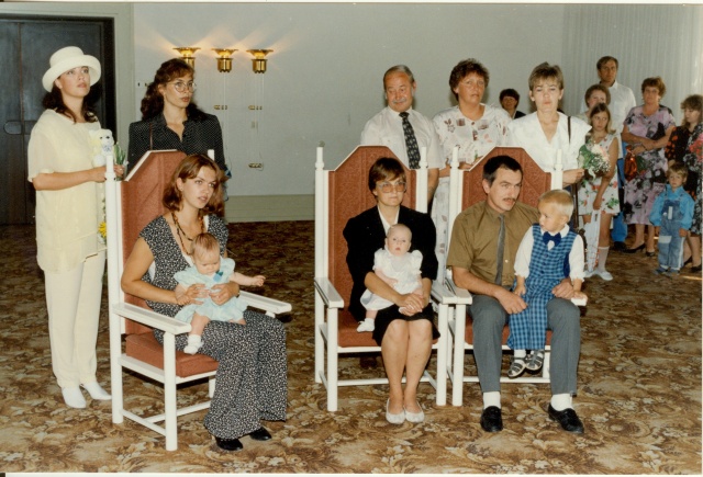 värvifoto laste nimepäev Paides 1996