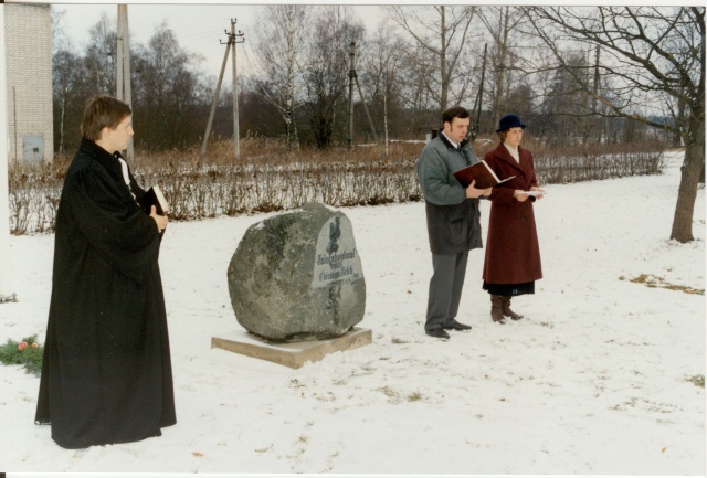 värvifoto Järva-Jaani Keskkooli kokkutulek 1995