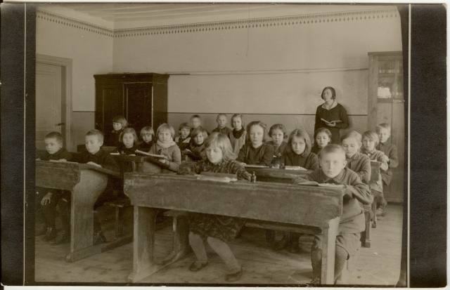 foto Lõõla koolis 1931