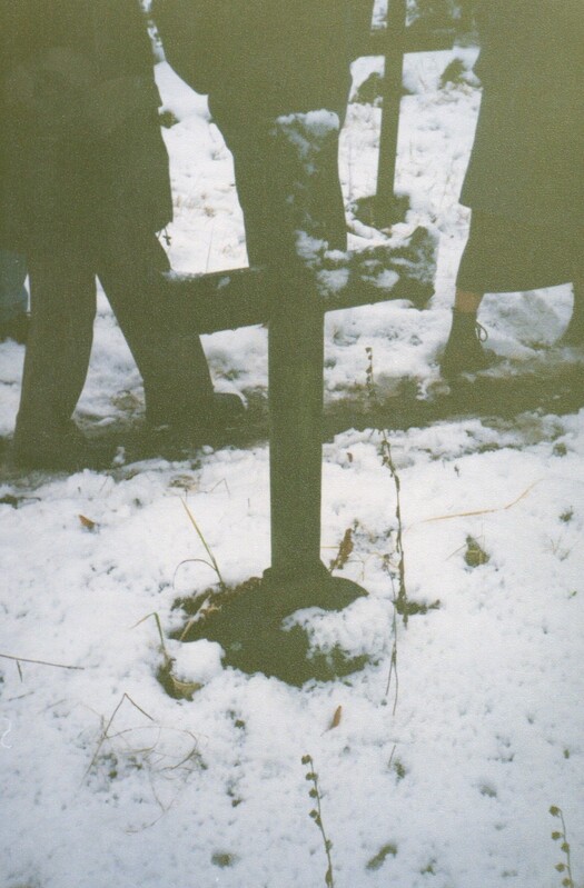 värvifoto Maltsveti-Leinbergi haud Reopalu kalmistul 1996