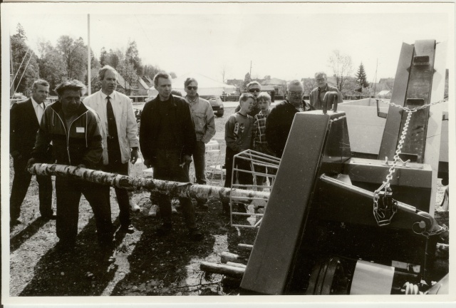 foto Maatehnika näitusel 1994