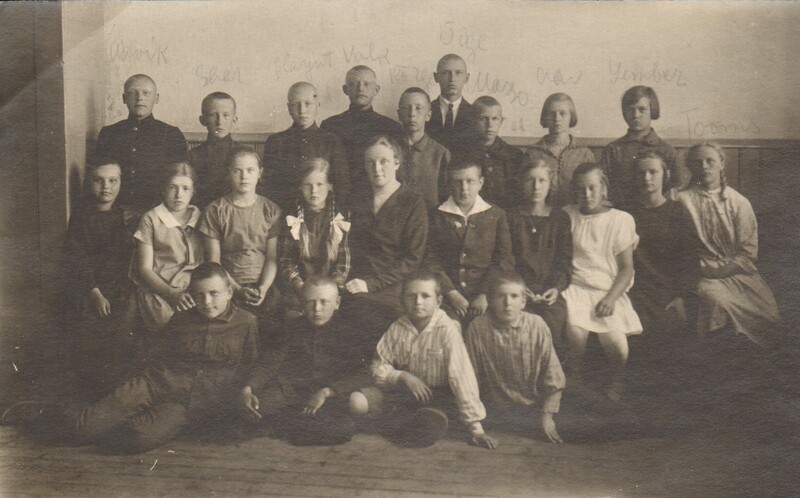 foto Paide Linna Algkooli V klass 1925