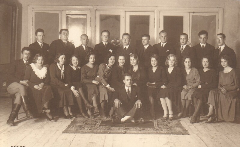foto tantsukursustel osalejad Paide 1920-30-ndad
