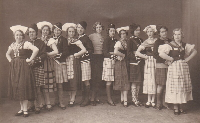 foto rahvatantsijad laval Paide 1930-ndad