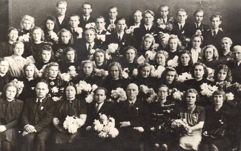 fotokoopia Paide Keskkooli lõpetajad 1948
