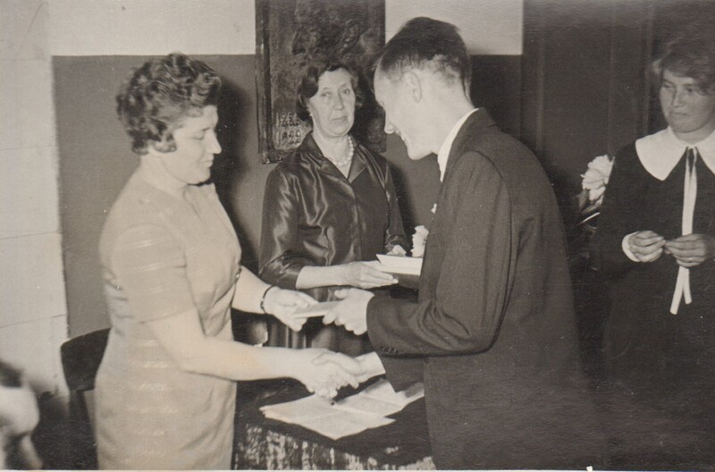 foto Paide Keskkooli lõpetajad 1963