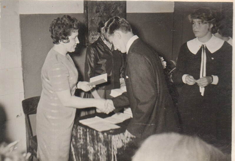 foto Paide Keskkooli lõpetajad 1963