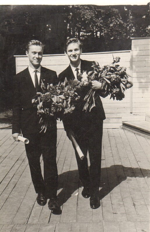 foto Paide Keskkooli lõpuaktus 1964