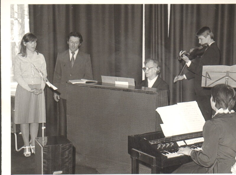 foto Paide Perekonnaseisuaktide büroo orkester ja lauljad 1980-ndad
