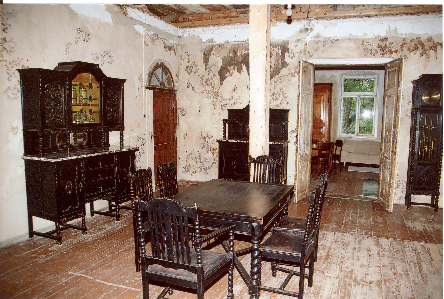 Esna mõisa sisevaade