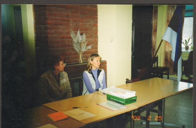 värvifoto 2003.aasta Riigikogu valimised Järvamaal Aravetel