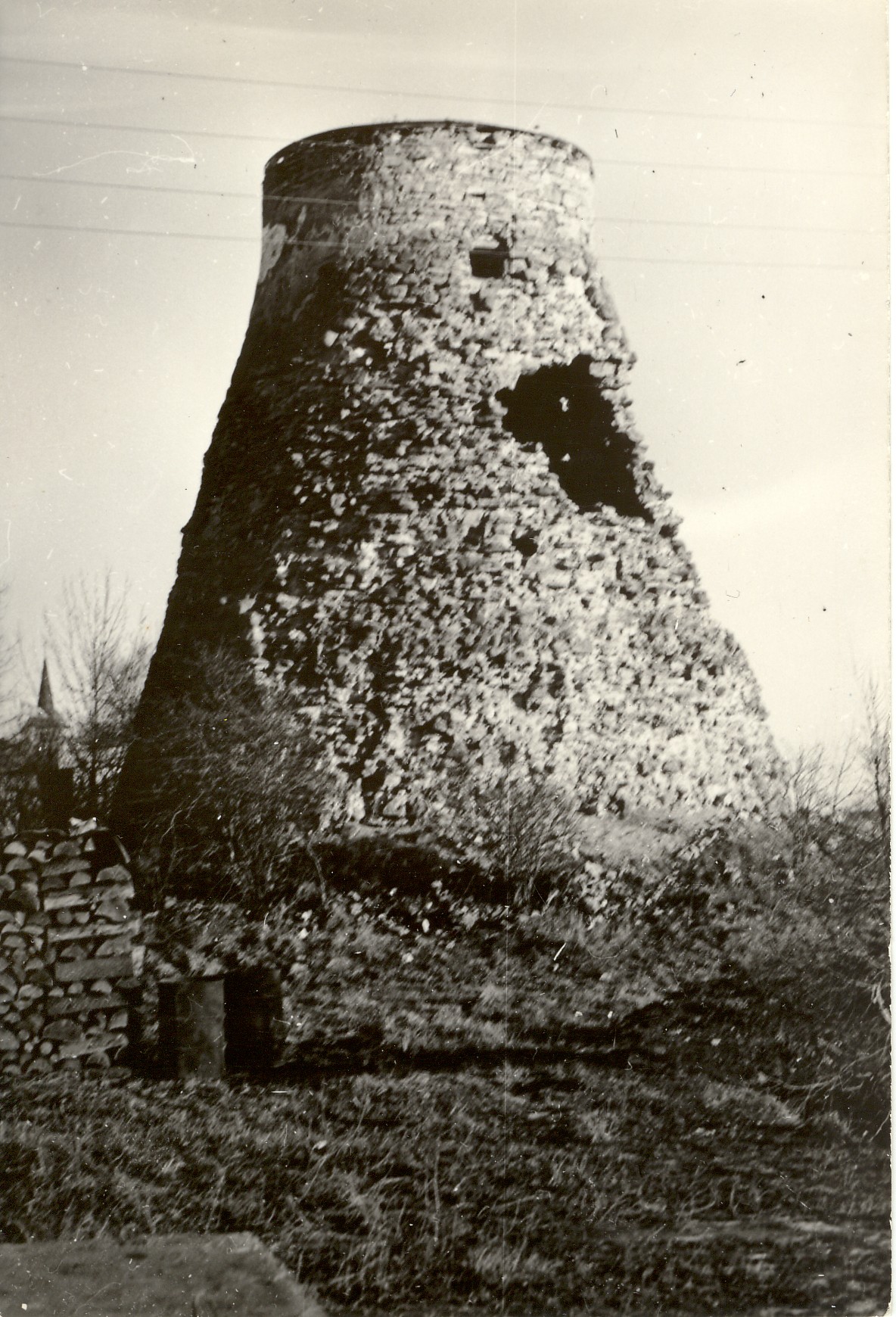 foto, Koeru tuuleveski  varemed 1976.a.