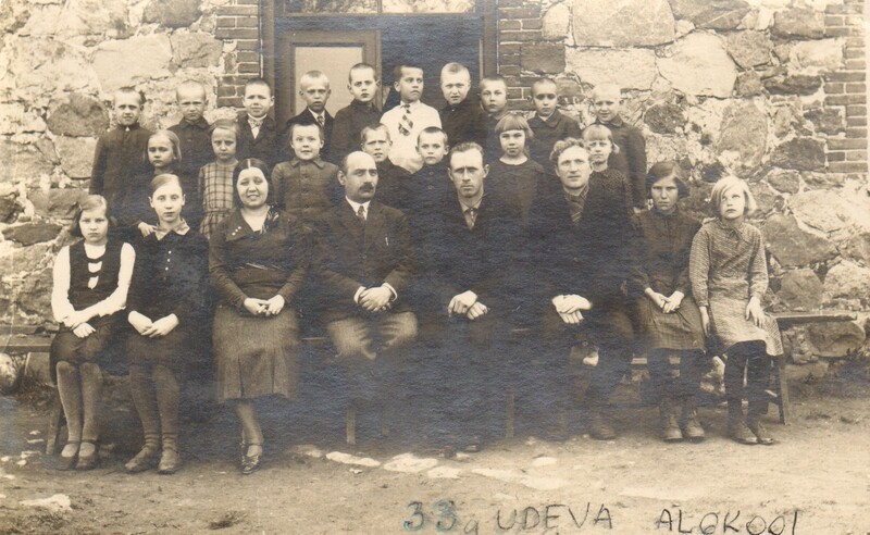 foto  Udeva algkooli õpilased 1933.a.
