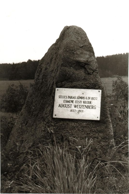 Mälestuskivi A. Weizenbergi sünnikohas