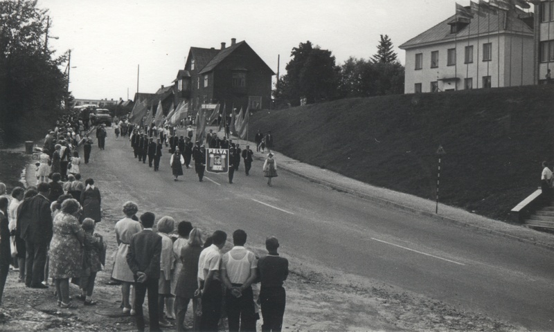Rongkäik Põlva rahvakunstipidustustel