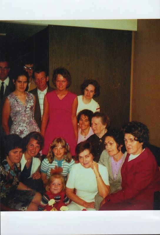 Tamara Klink sugulaste keskel