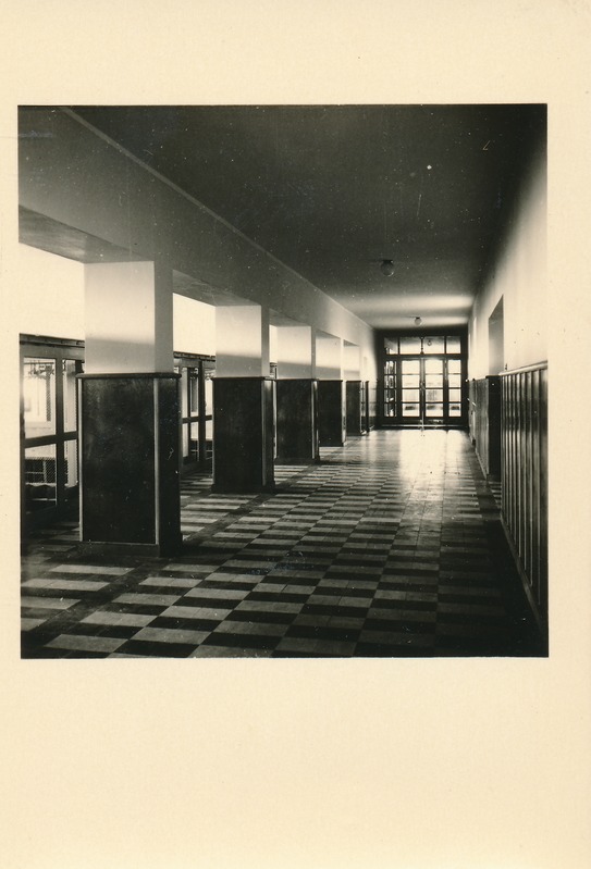 Rakvere Gümnaasiumi riidehoid