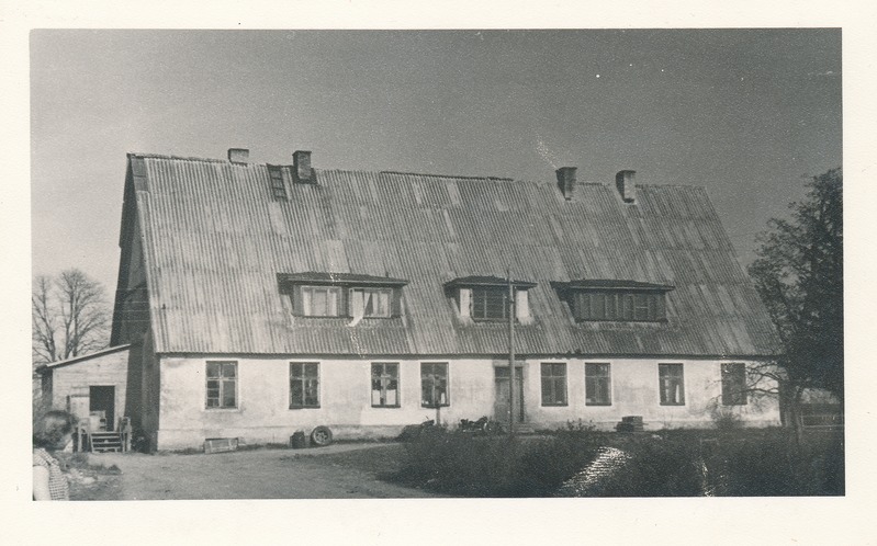 Kullaaru mõisahoone