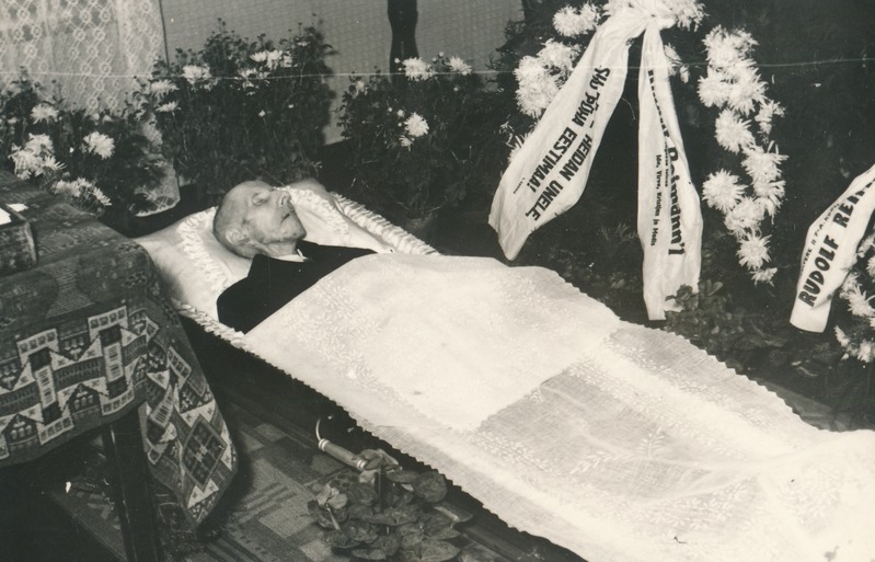 Rudolf Reimann puusärgis